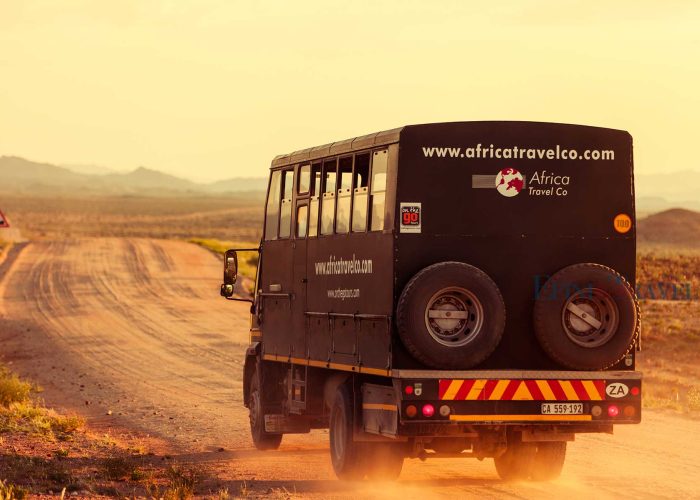 穿越非洲多国连线拼团游越野卡车