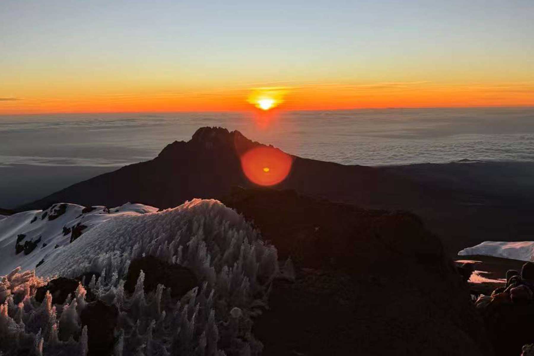 乞力马扎罗山