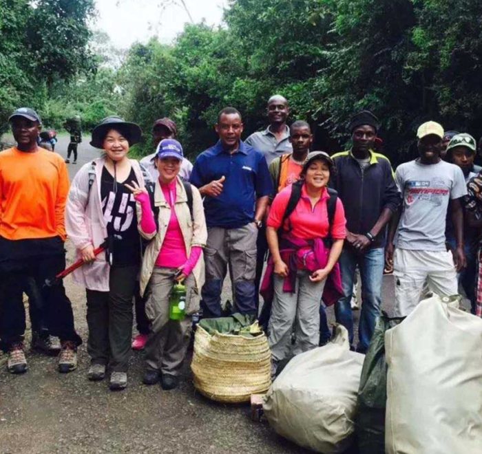 亿帆旅行团组攀登坦桑尼亚乞力马扎罗山